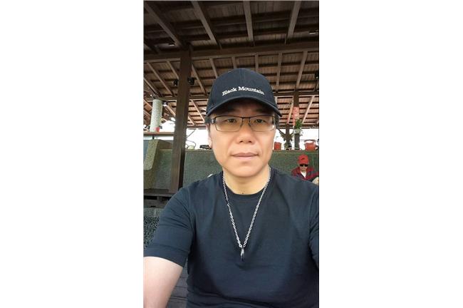 陳明義撇喬蛋說　網友：自己切割自己