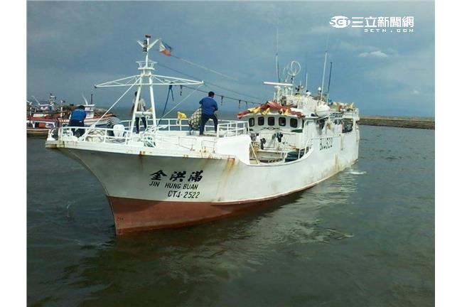 黃西田送你吃生魚片，看懷念歌廳秀？