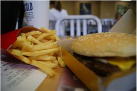 速食/flickr/anax44/https://www.flickr.com/photos/aneil4lom/7043886943