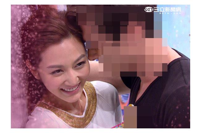 與男神近距離浪漫壁咚　曾莞婷受不了