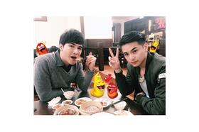 謝佳見、瘋狗欽／臉書