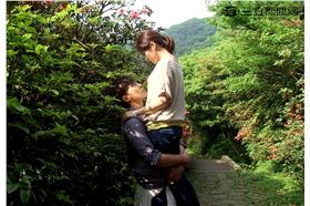 莫非這就是愛情抱抱戲