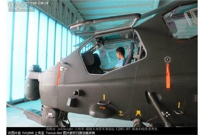 李蒨蓉輸了！強國童嗨玩解放軍直升機