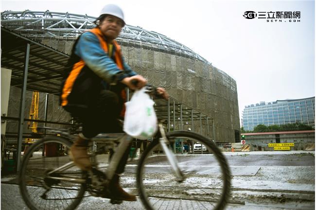 大巨蛋去留　近五成民眾贊成「拆蛋」