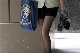 短褲+黑絲襪示意圖／翻攝自flickr-bw Pingu