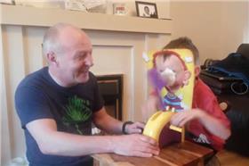 ▲圖／截自UNILAD臉書