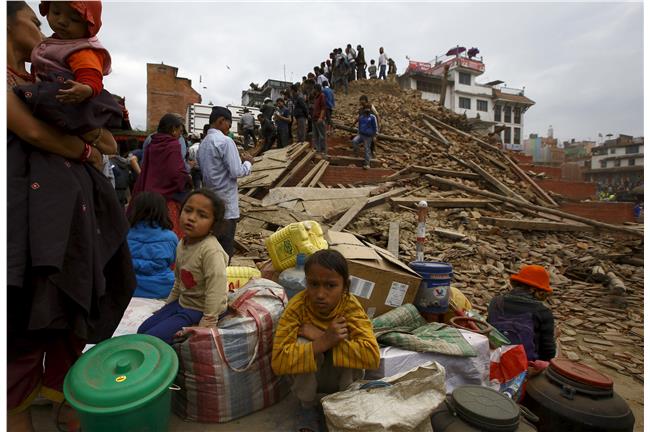 尼泊爾強震！慈濟勘災醫療團啟程勘災