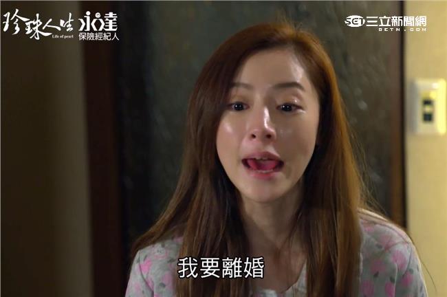 楊可涵鬧離婚　陳志強照樣摟妹爽唱歌