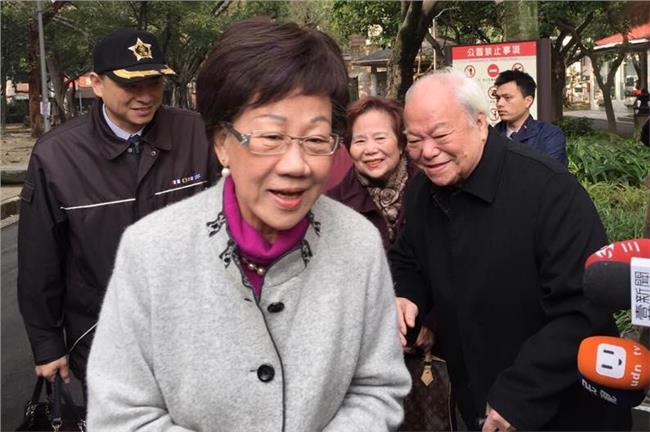 呂秀蓮嗆朱立倫：有膽喊來自中華民國