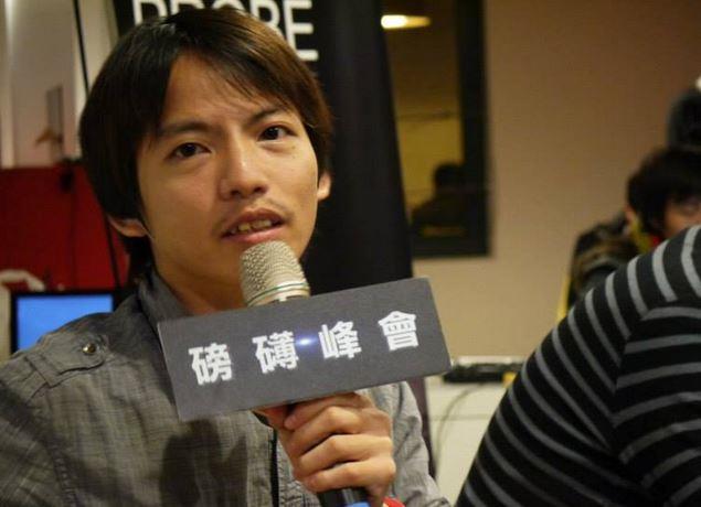 任政院研究員　前柯P網軍遭爆常翹班