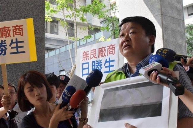浮洲宅工程落漆！議員告朱立倫瀆職