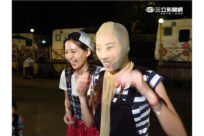 夏語心玩遊戲輸陳艾琳　慘被絲襪套頭