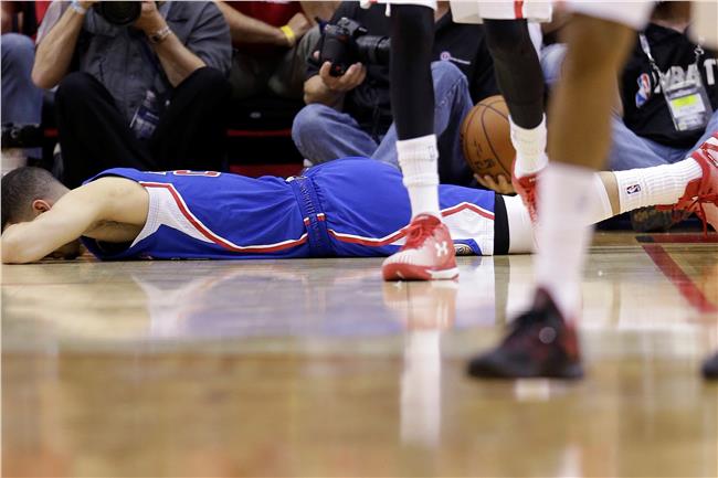 CP3不會的戰術小河流「摔」給你看