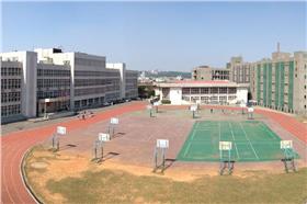 治平高中(googlemap
https://www.google.com.tw/maps/uv?hl=zh-TW&pb=!1s0x3468234428b659f1:0xff65feccf1a55fb0!2m5!2m2!1i80!2i80!3m1!2i100!3m1!7e1!4shttp://www.panoramio.com/photo/37225344!5z5qGD5ZyS5biC56eB56uL5rK75bmz6auY5LitIC0gR29vZ2xlIOaQnOWwiw&sa=X&ei=Au5PVbfSJoPy8QWwo4CABg&ved=0CHkQoiowCg