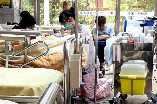 護理節不快樂！護病比1:12太血汗