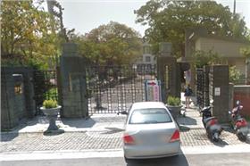 彰化溪湖國小-google街景
https://www.google.com.tw/maps/@23.959367,120.478624,3a,75y,194.33h,79.71t/data=!3m4!1e1!3m2!1sSCoaN62hDfYZ3-EozEeC2w!2e0