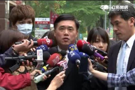郝：柯哪項政策不是前市府規畫的？