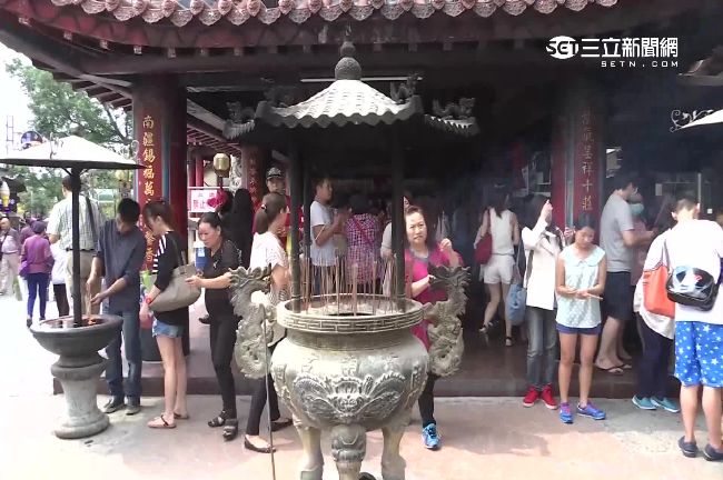 土地公護將？紫南宮擴建挖到千隻蛇
