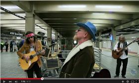 Ｕ２
翻攝ＹＯＵＴＵＢＥ
https://www.youtube.com/watch?v=aluYo-FSqiw