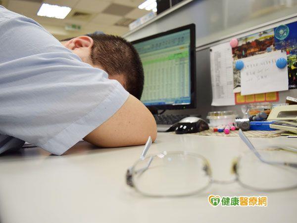 常熬夜加班？中醫告訴你如何保肝養生