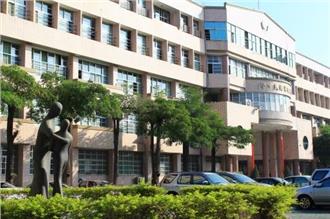 成績好才有包粽　家長批學校霸凌