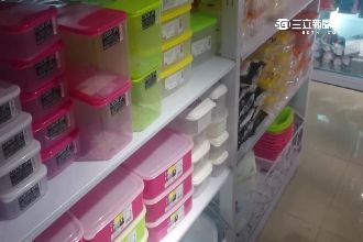 耐熱百度假的！大創14款保鮮盒變形