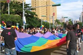 同志遊行_flickr_Dan Jacobson
https://www.flickr.com/photos/jidanni/4076090108/