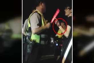 嗆警遭起底！手錶哥兼差當少爺