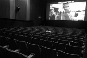 電影萬用圖-flickr-Forsaken Fotos-https://www.flickr.com/photos/55229469@N07/15474632365/