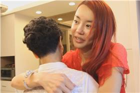 法拉利姊、張婷婷/中天提供
