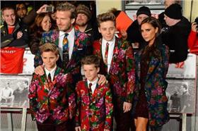 貝克漢一家（微博
http://www.weibo.com/2478838621/Cji8HyaMI?type=comment#_rnd1432532680766