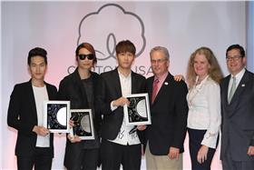 業配／美國棉代言人宇宙人