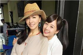 田麗、鬼鬼合照。（翻攝自鬼鬼臉書）