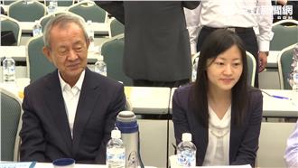 寶成二代接班　蔡其瑞讚次女擅長財務