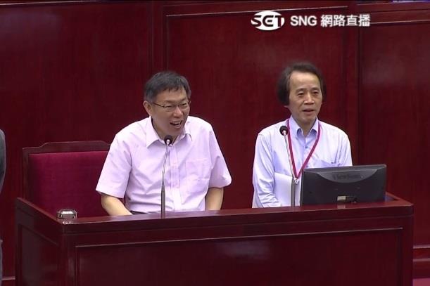 社子島體驗沒水電生活？柯點頭答應