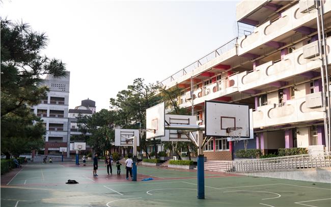 郝市府推「友善校園」　竟成安全漏洞