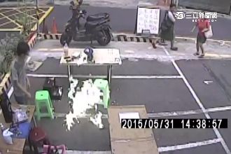 影／改裝用快乾　四驅車1秒變火球