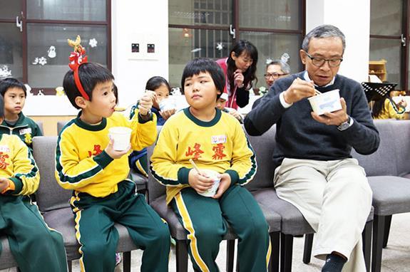 吳念真幫弱勢兒點燈　秘密基地竟然是