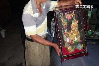 男偷神像被逮　落網應訊裝起乩