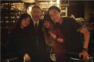 阿妹男友詢問婚戒　密謀金曲獎求婚？