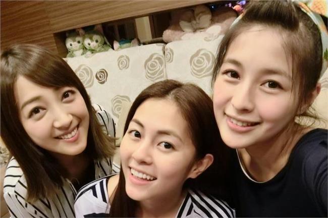 自由版SHE！任容萱發好姐妹燦笑照