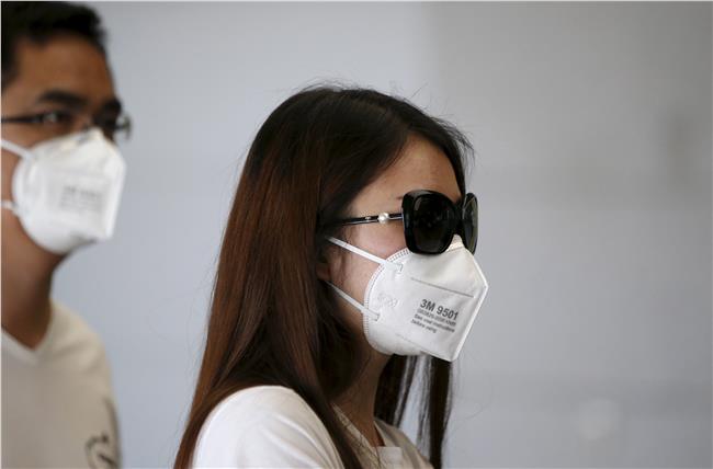 戴口罩防MERS沒禮貌？學生被趕