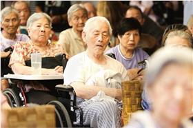 老人,健康/新新聞提供