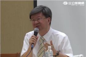 吳思華,課綱微調