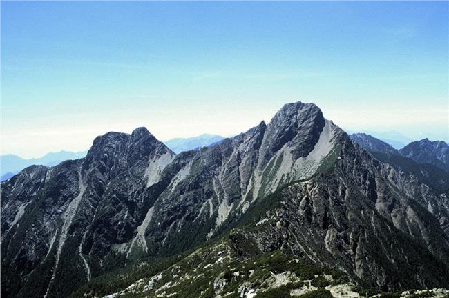 台灣最高峰非玉山？教育部：毫無根據