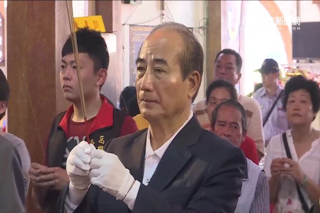高人指點？王金平拜廟嚴格執行SOP