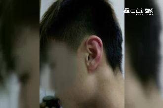 懷疑妻子被調戲　老師暴走狂摑2學生