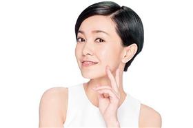 郭采潔／翻攝自佳麗寶官網