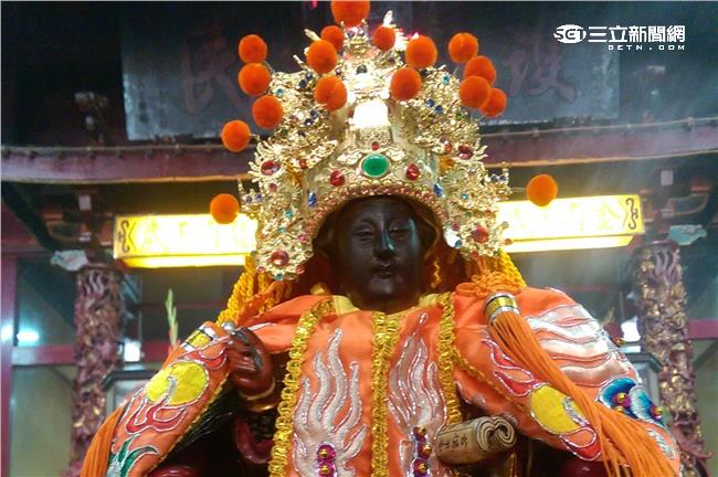 阿拉伯人神尊　乾隆皇帝冊封八千歲？