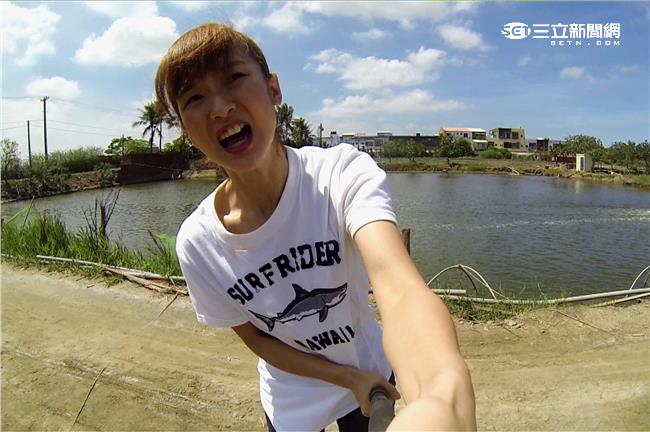 外景狀況多！陳曉菁釣魚險被拖入水